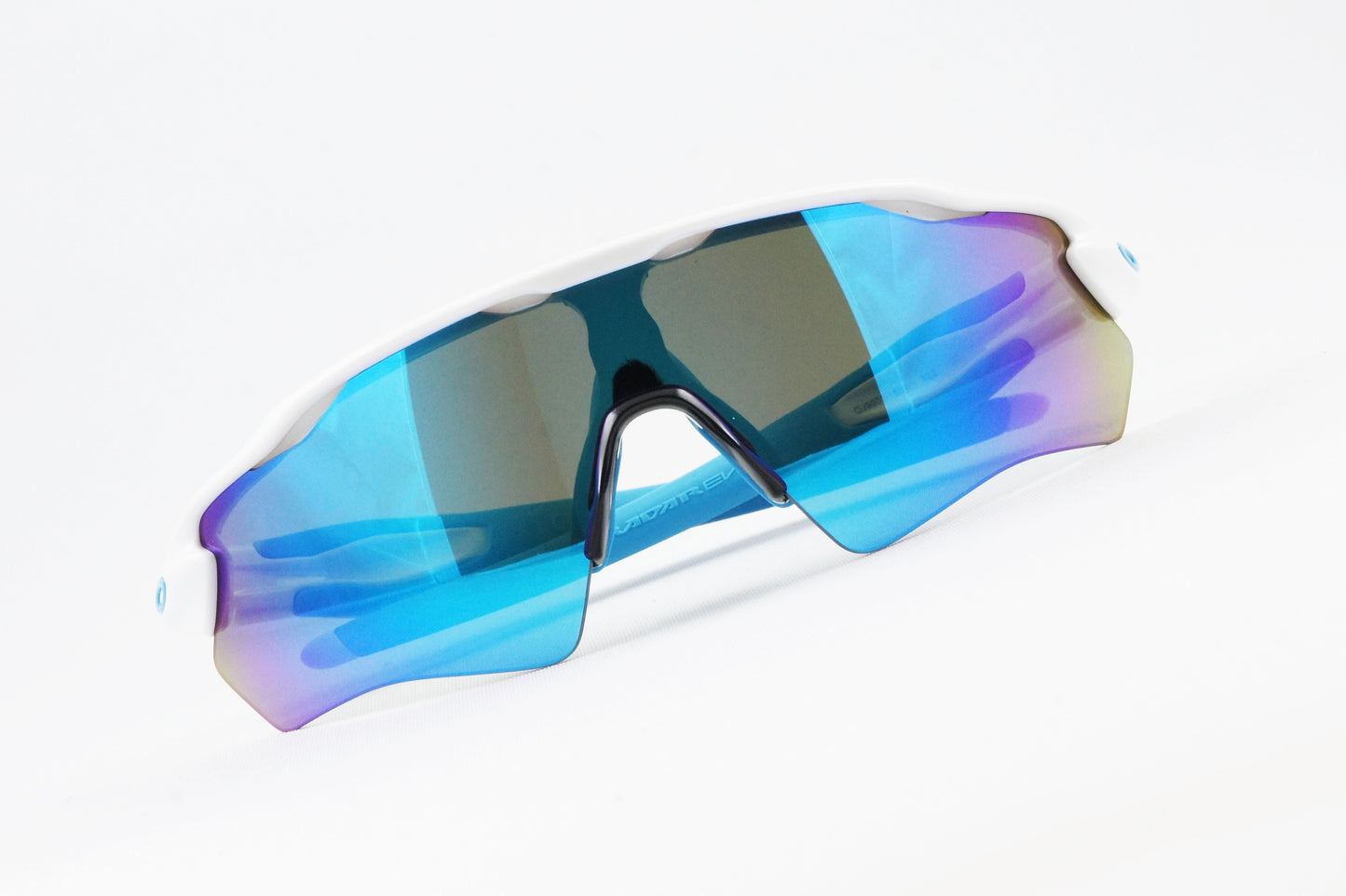 OAKLEY キッズサングラス RADAR EV XS OJ9001-15 女性 子供 ジュニア 小顔 オークリー 正規品