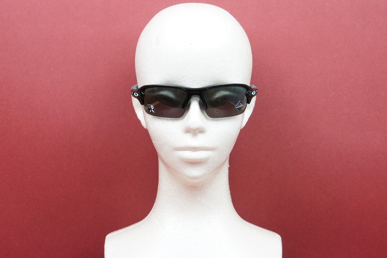 OAKLEY キッズサングラス FLAK XS OJ9005-01 女性 子供 ジュニア 小顔 オークリー 正規品