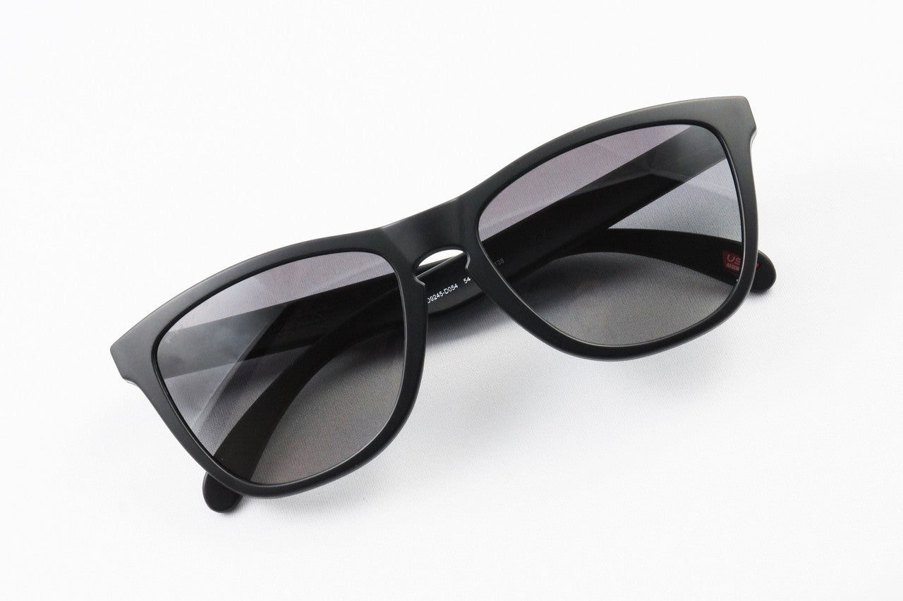 OAKLEY サングラス Frogskins OO9245-D054 ウェリントン アジアンフィット フロッグスキン オークリー 正規品