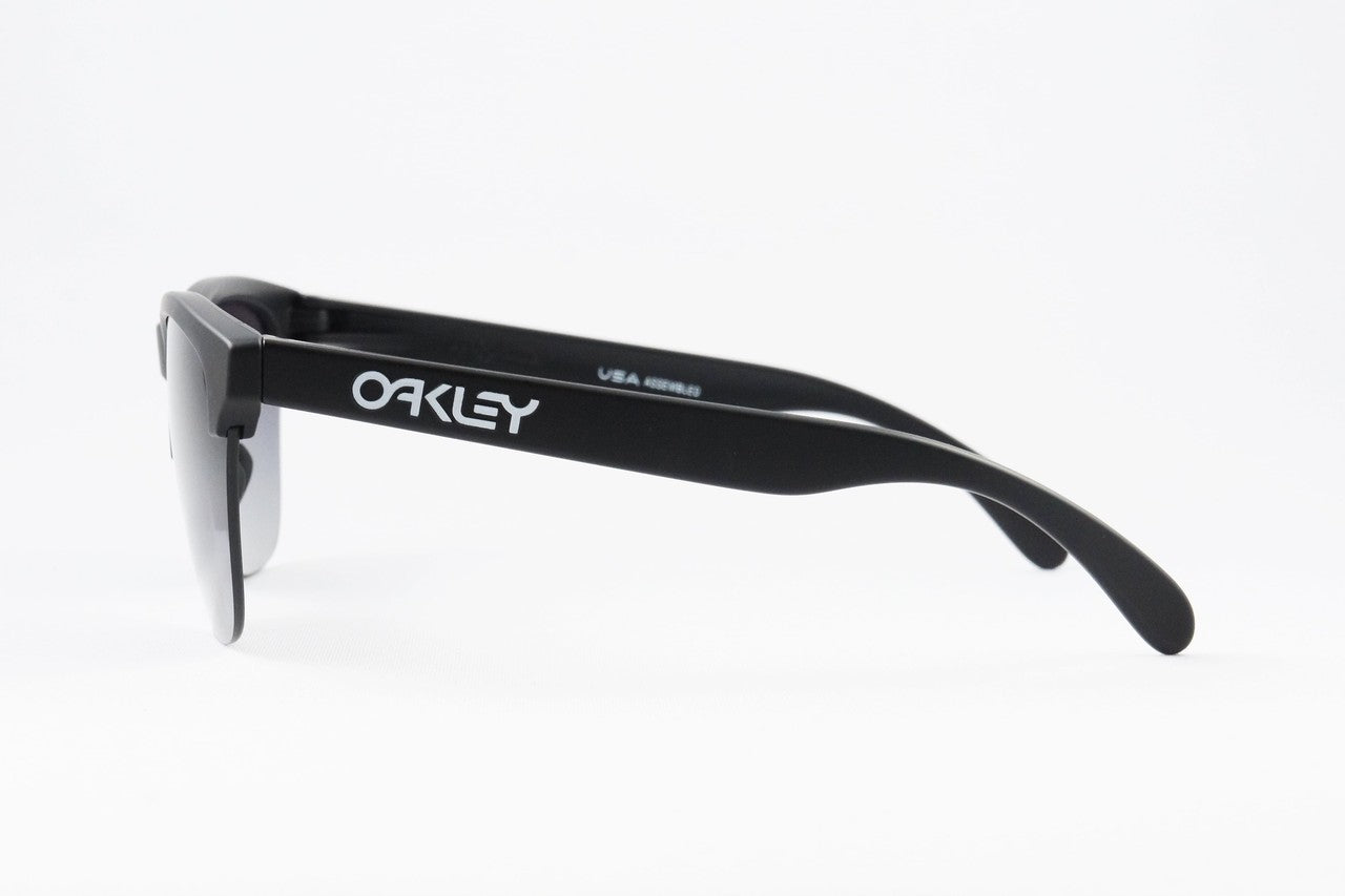 OAKLEY サングラス Frogskins LITE OO9374-4963 ウェリントン アジアンフィット フロッグスキンライト マットブラック プリズムグレー グラデーション オークリー 正規品
