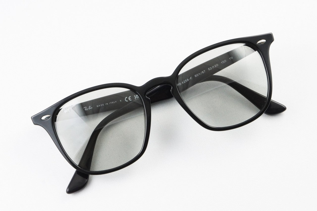 【吉永啓之輔さん着用】Ray-Ban サングラス RB4258-F 601/87 52サイズ ウェリントン ライトカラー レイバン 正規品